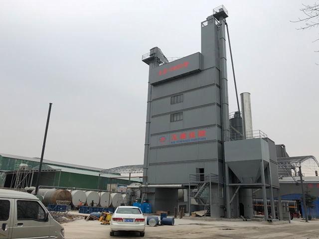 JLB5000集裝箱式環(huán)保型瀝青混合料攪拌機(jī)